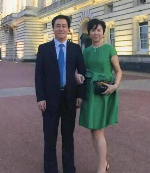 极品美女开粉嫩精品